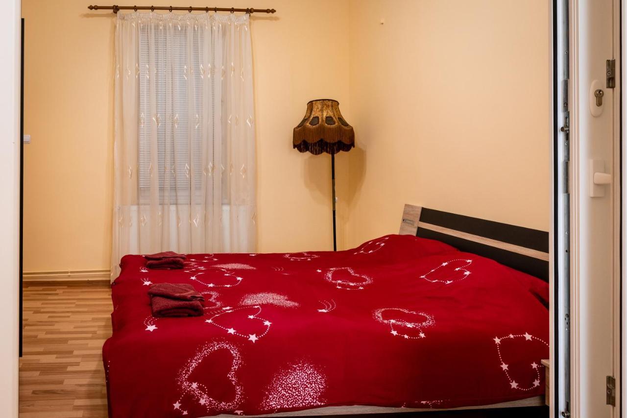 Casa Max Apartment Timisoara Luaran gambar